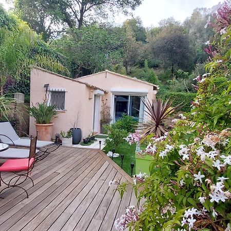 Bed and Breakfast Dans Un Jardin Bb Et Jacuzzi Мандельє-ла-Напуль Екстер'єр фото