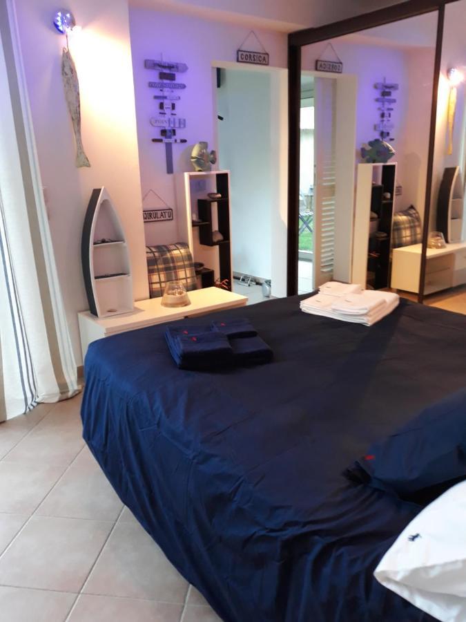 Bed and Breakfast Dans Un Jardin Bb Et Jacuzzi Мандельє-ла-Напуль Екстер'єр фото